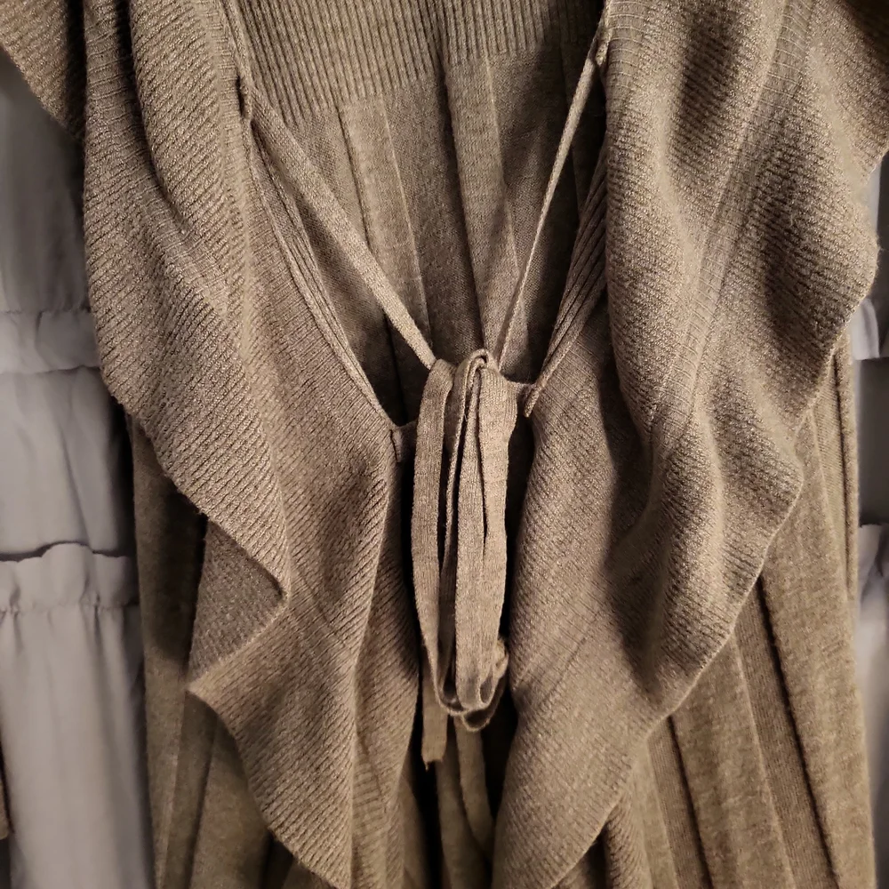 Long Ruffled Sweater - Picture 4 of 5